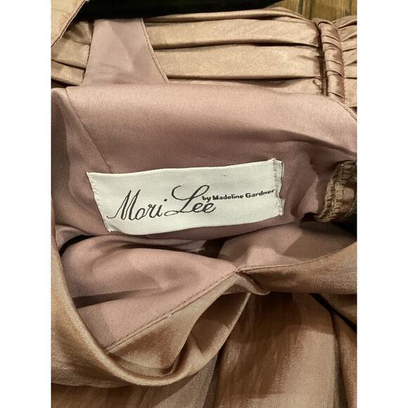 Mori Lee Madeline Gardner tafetta V Neck Bridesmaid Gown formal Pleated dress 6 - Picture 7 of 12